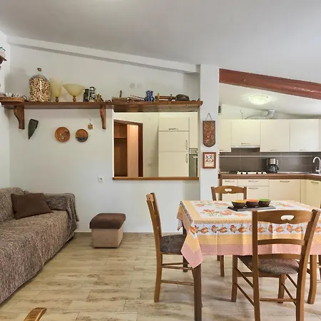 Apartment Naranca *